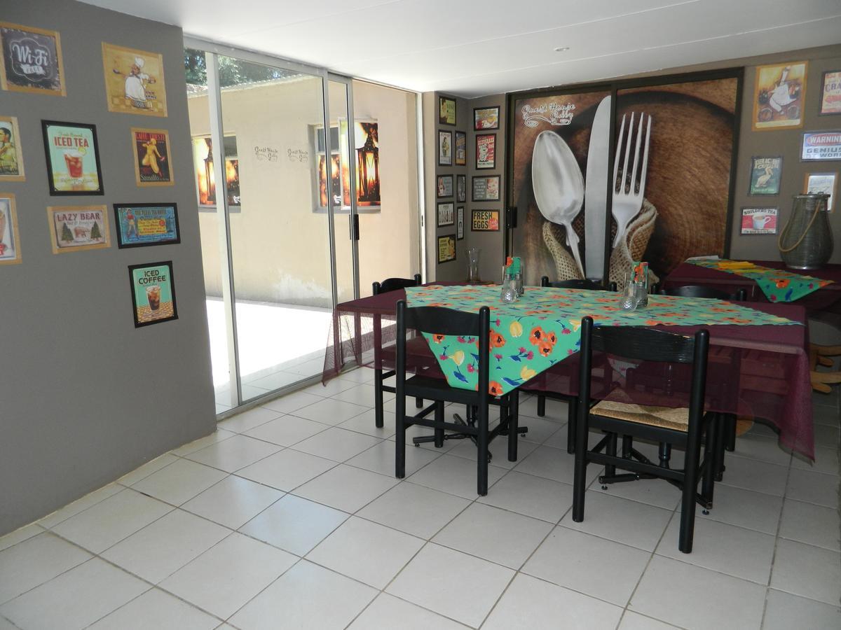 Guest House Gabby Klerksdorp Exterior photo
